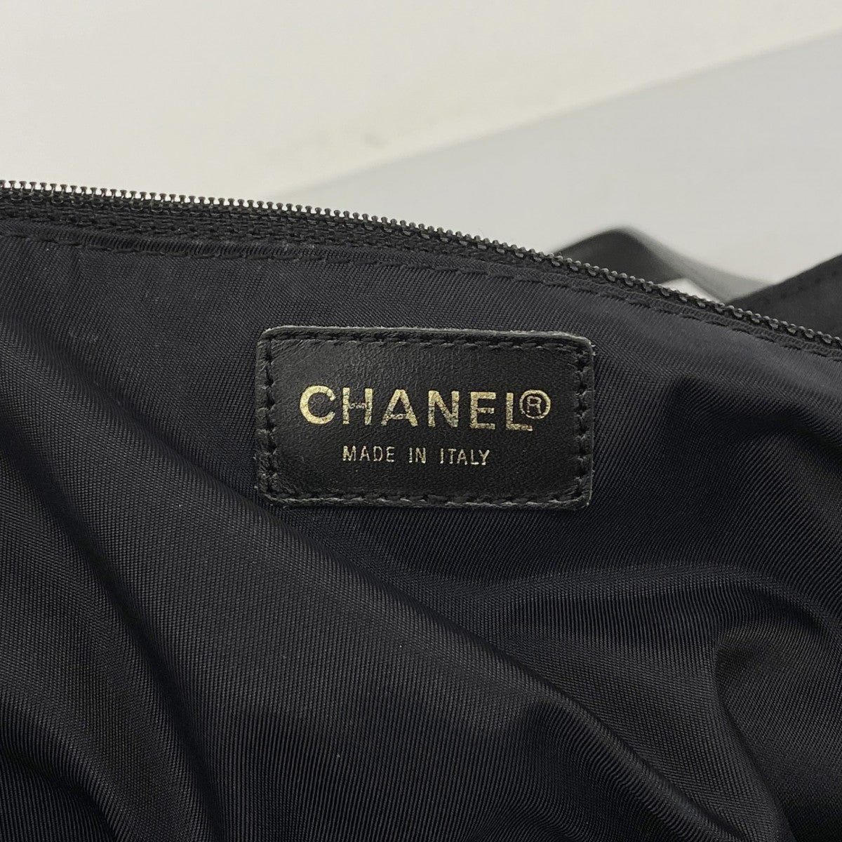 【6fd5848】シャネル トートバッグ ニュートラベル ナイロン ブラック ゴールド金具【中古】レディース