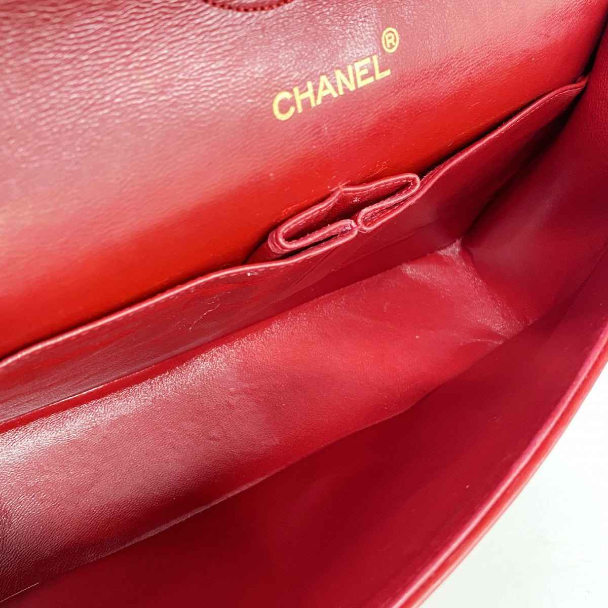 【6fd5926】シャネル ショルダーバッグ マトラッセ Wフラップ Wチェーン ラムスキン レッド ゴールド金具【中古】レディース