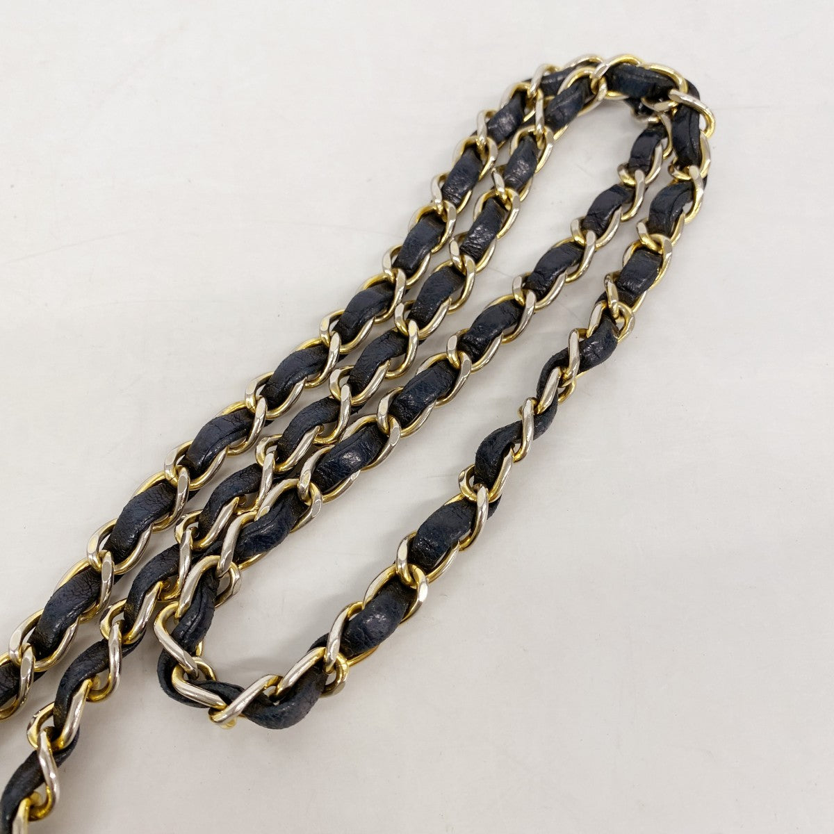 【6fd5927】シャネル ショルダーバッグ ダイアナ チェーンショルダー ラムスキン ブラック ゴールド金具【中古】レディース