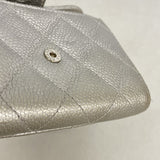 【6fd6141】シャネル カードケース マトラッセ キャビアスキン シルバー シルバー金具【中古】レディース