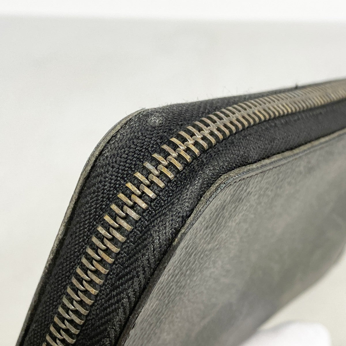 【6fd6189】ルイヴィトン 長財布 モノグラム・エクリプス ジッピーウォレットヴェルティカル M62295 ブラック【中古】メンズ