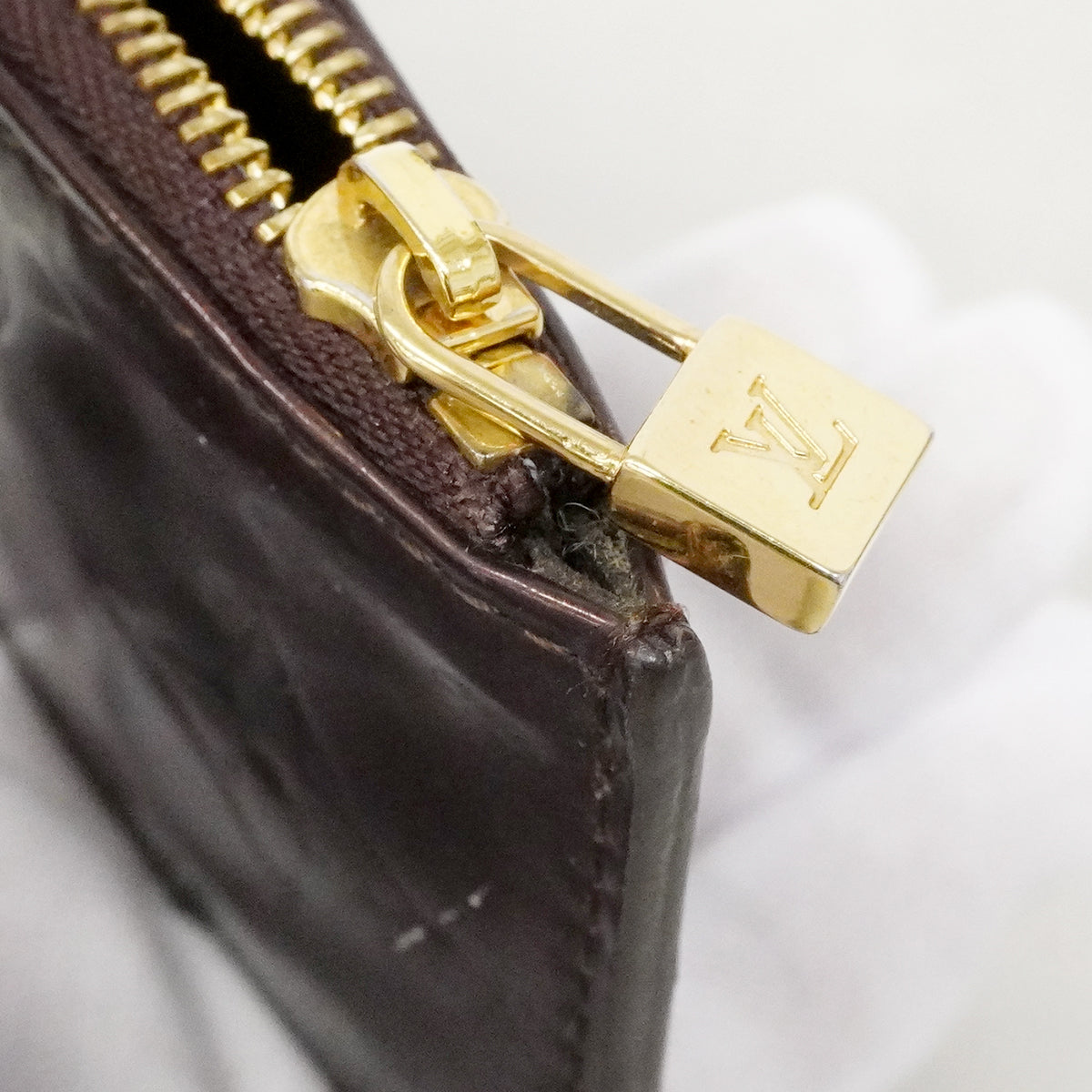 【6fd6250】ルイヴィトン コインケース ヴェルニ ポシェットクレ M93518 アマラント【中古】レディース