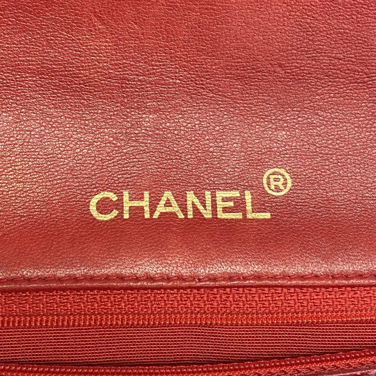 【6fd6252】シャネル ショルダーバッグ マトラッセ チェーンショルダー ラムスキン レッド ゴールド金具【中古】レディース