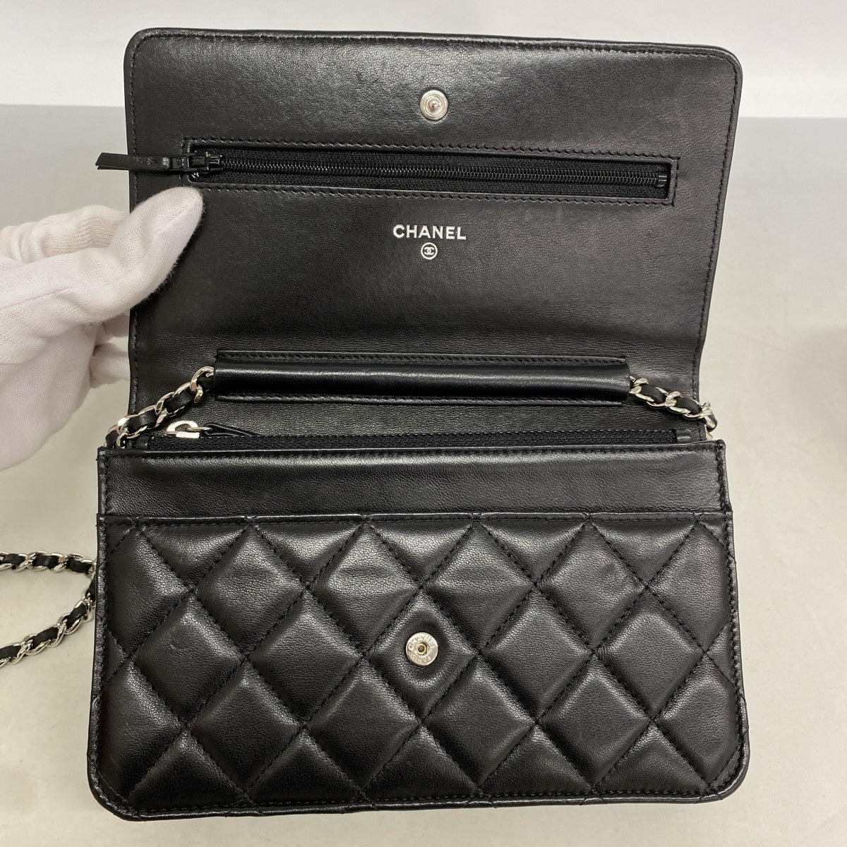 【6fd6253】シャネル ショルダーウォレット マトラッセ チェーンショルダー ラムスキン ブラック シルバー金具【中古】レディース