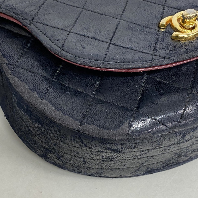 【6fd6262】シャネル ポシェット マトラッセ チェーンショルダー ラムスキン ブラック ゴールド金具【中古】レディース