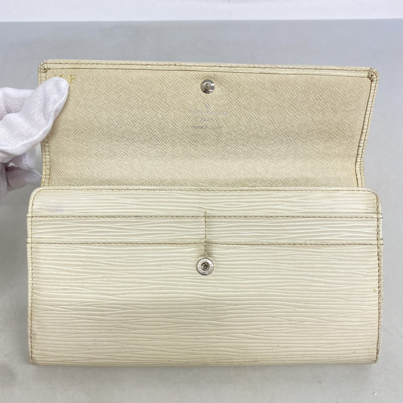 【6fd6267】ルイヴィトン 長財布 エピ ポルトフォイユサラ M6516J イヴォワール【中古】レディース