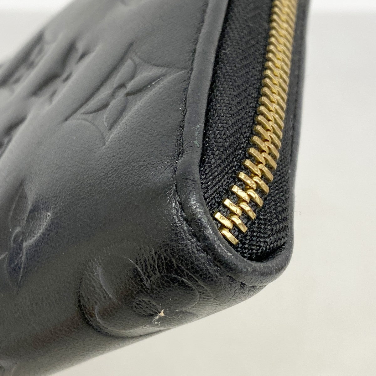 【6fd6269】ルイヴィトン 長財布 モノグラム・エンボス/クッサン ジッピーウォレット M81510 ノワール【中古】レディース