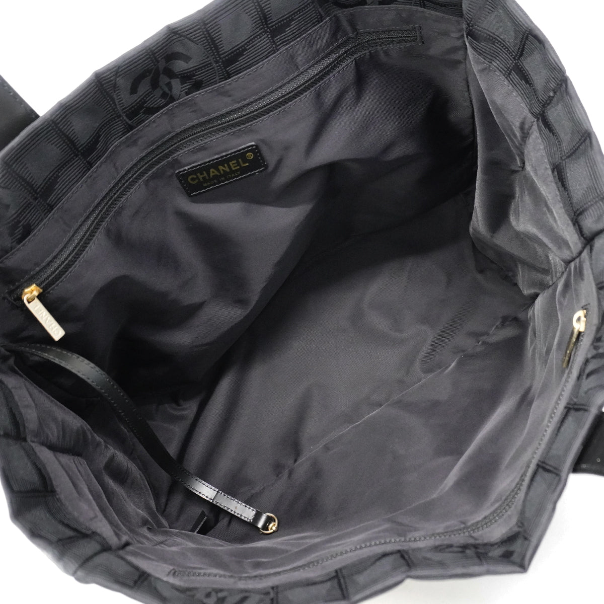 【6fd6271-k】シャネル トートバッグ ニュートラベル ナイロン ブラック シャンパンゴールド金具【中古】レディース