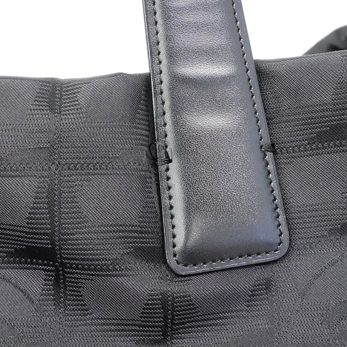 【6fd6272-k】シャネル トートバッグ ニュートラベル ナイロン ブラック シャンパンゴールド金具【中古】レディース