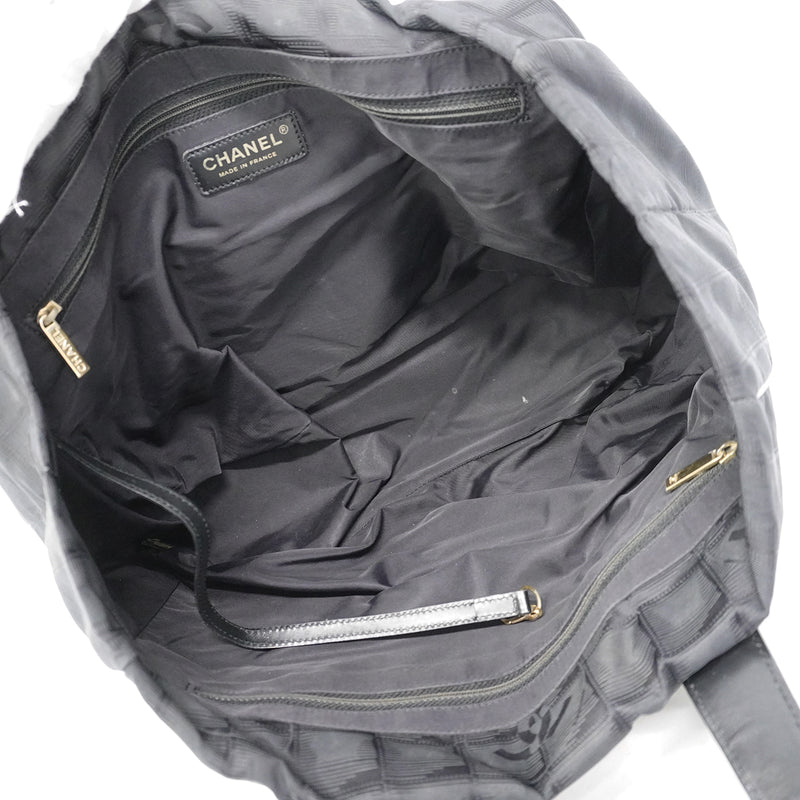 【6fd6273-k】シャネル トートバッグ ニュートラベル ナイロン ブラック ゴールド金具【中古】レディース