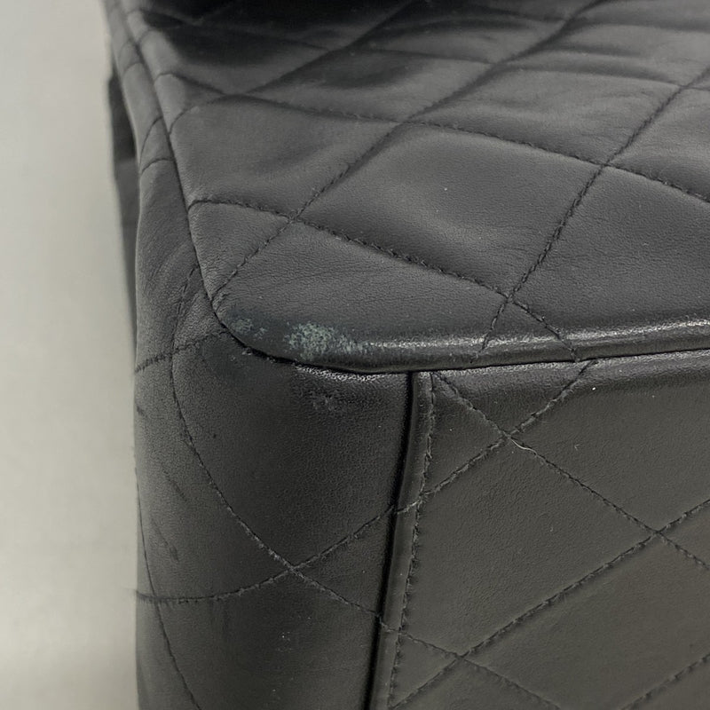 【6fd6281】シャネル ショルダーバッグ デカマトラッセ Wチェーン ラムスキン ブラック ゴールド金具【中古】レディース