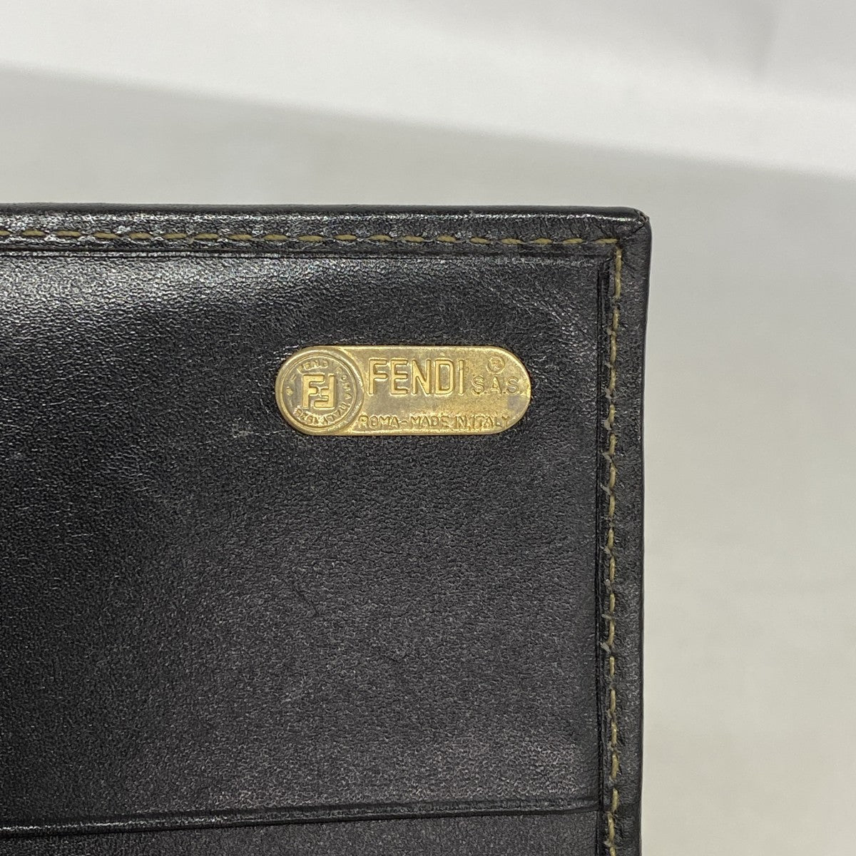 【6fd6284】フェンディ 長財布 ペカン PVC カーキ ブラック ゴールド金具【中古】レディース
