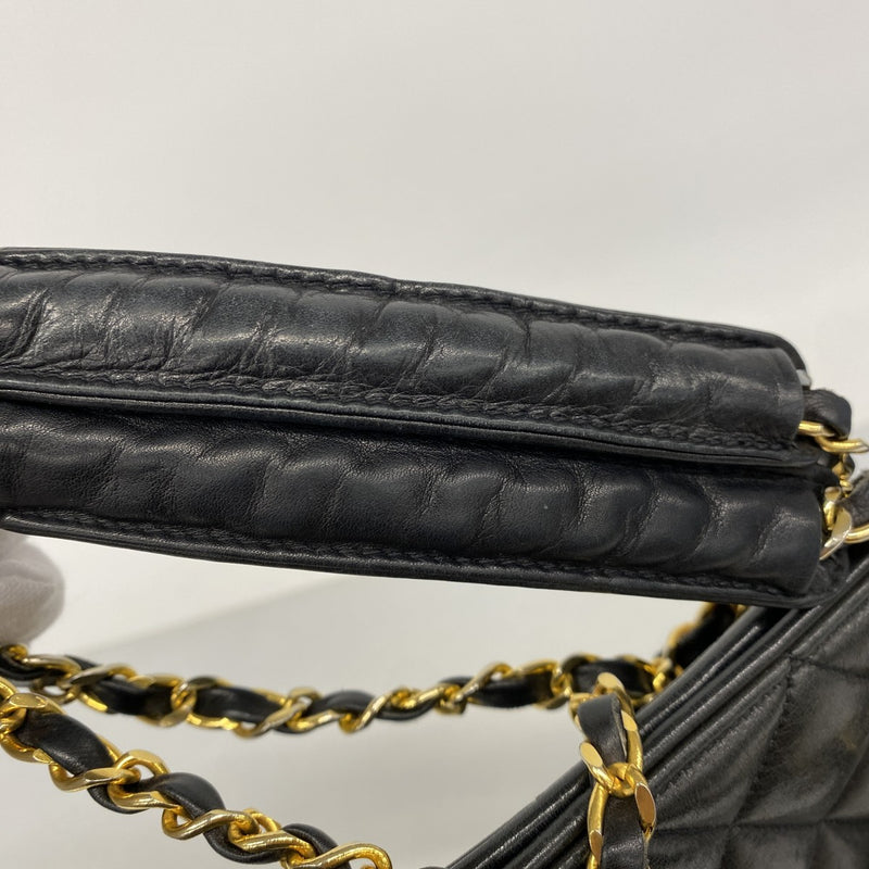 【6fe6306】シャネル ショルダーバッグ マトラッセ チェーンショルダー ラムスキン ブラック ゴールド金具【中古】レディース
