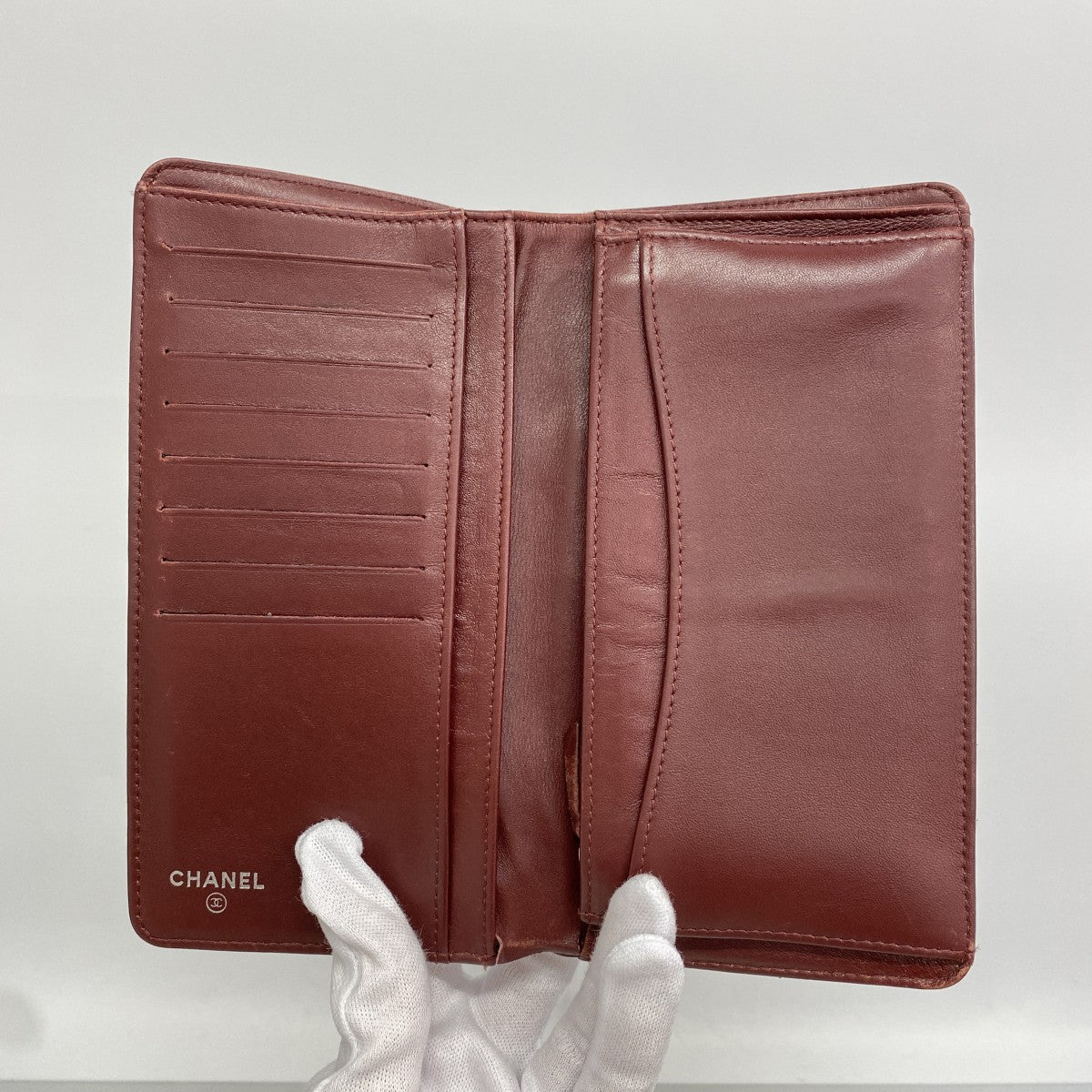 【6fe6365-k】シャネル 長財布 マトラッセ キャビアスキン ブラック シルバー金具【中古】レディース