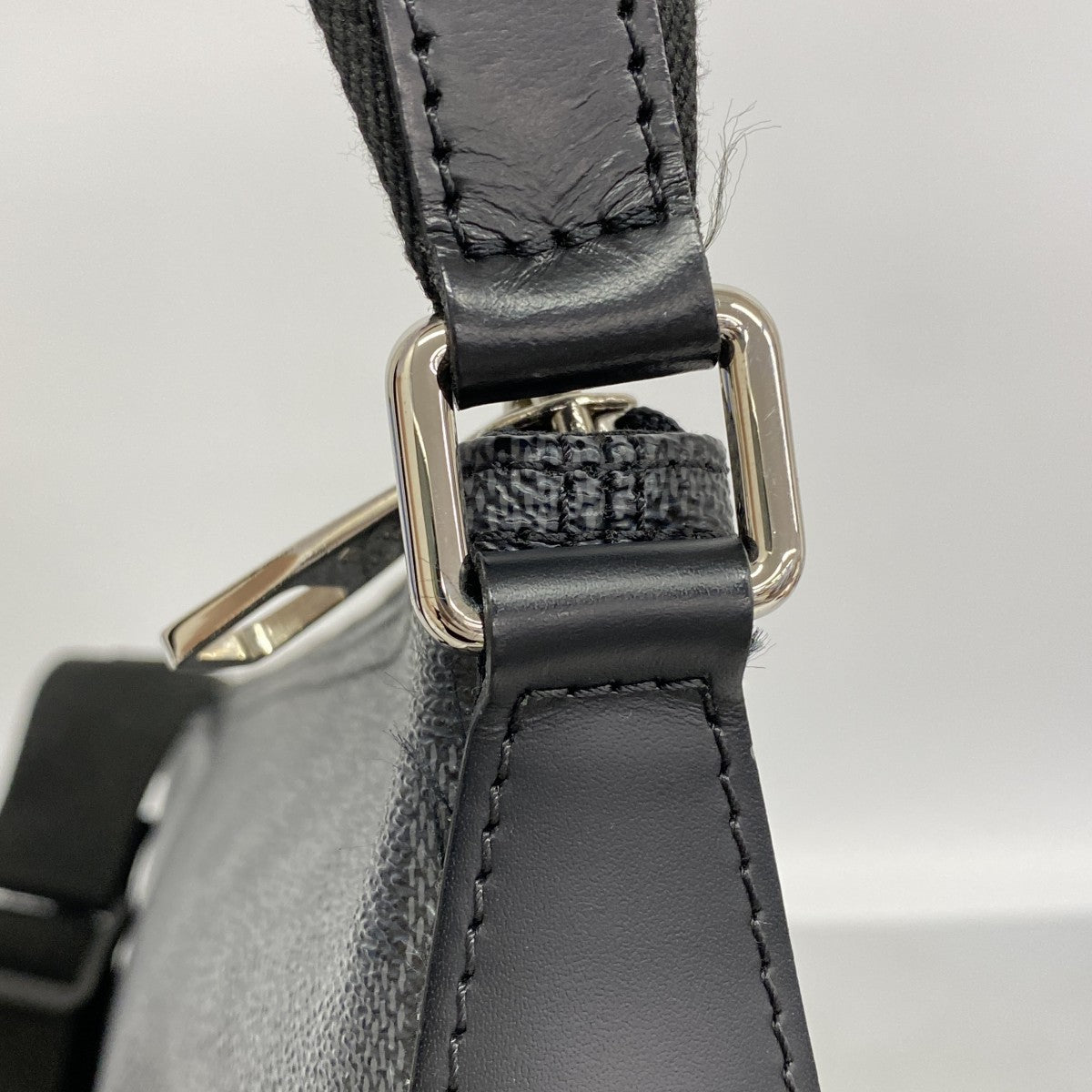 【6fe6398-k】ルイヴィトン ショルダーバッグ ダミエ・グラフィット ミックPM N41211 ブラック グレー【中古】メンズ