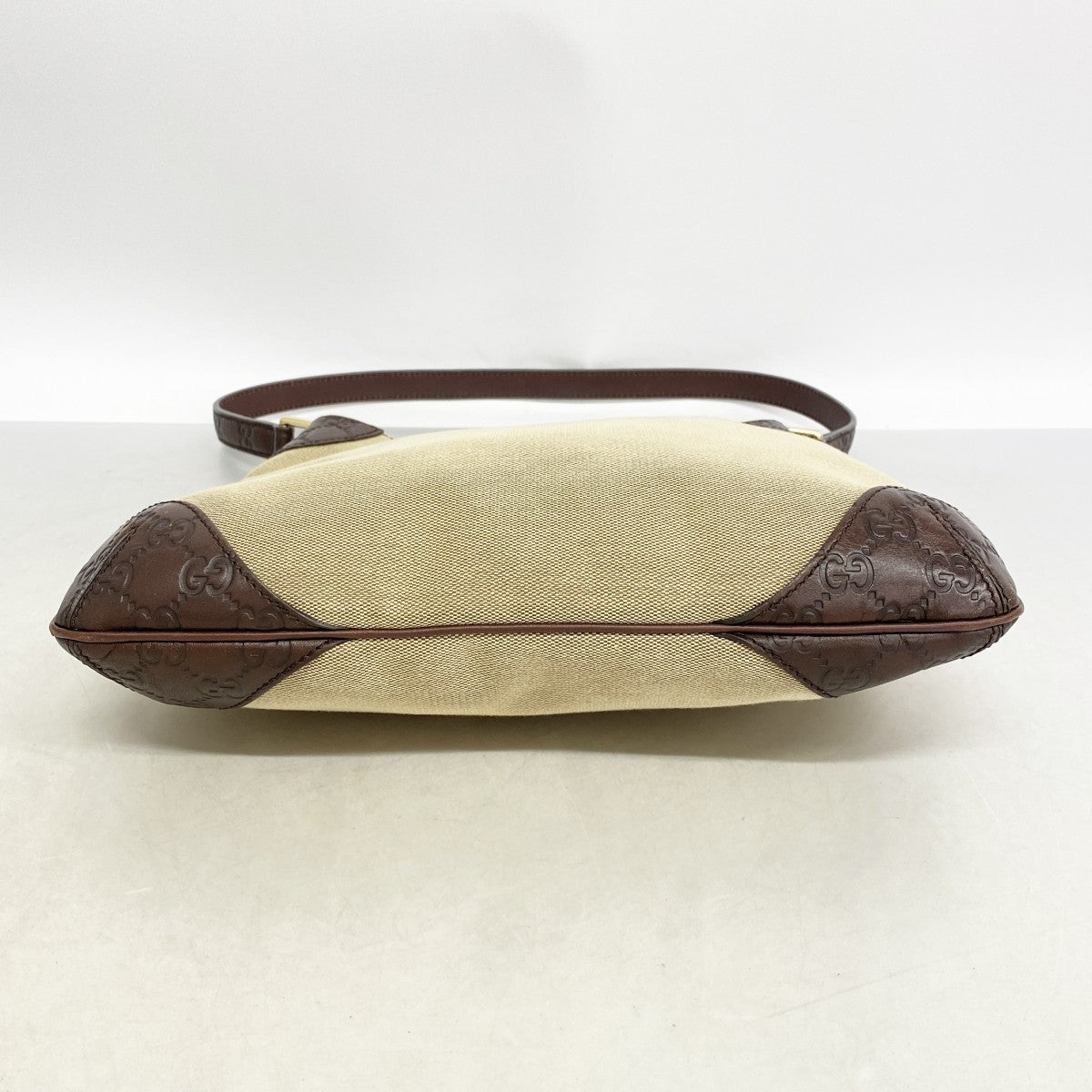 【6fe6421】グッチ ショルダーバッグ グッチシマ 257296 キャンバス ブラウン シャンパンゴールド金具【中古】レディース