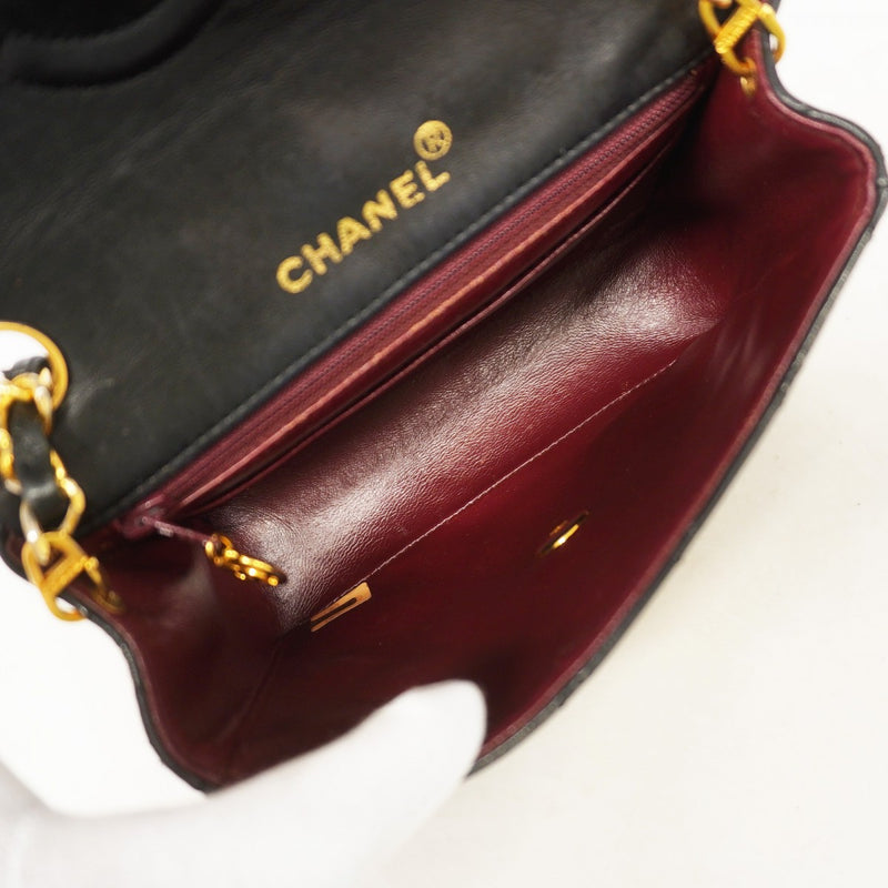 【6fe6436】シャネル ショルダーバッグ マトラッセ チェーンショルダー ラムスキン ブラック ゴールド金具【中古】レディース