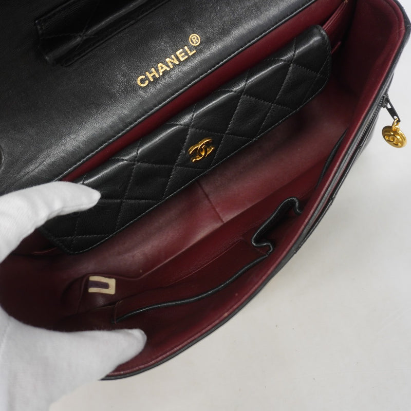 【6fe6437】シャネル ショルダーバッグ マトラッセ Wチェーン ラムスキン ブラック ゴールド金具【中古】レディース