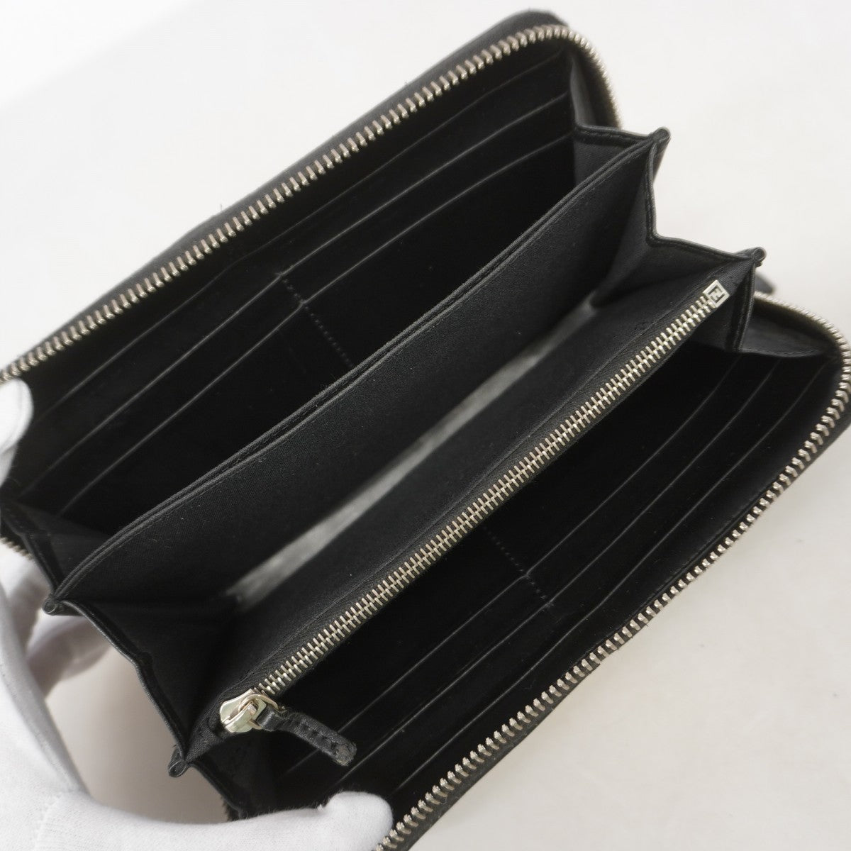 【6fe6441】フェンディ 長財布 ズッカ PVC ブラック イエロー シルバー金具【中古】メンズ レディース ユニセックス