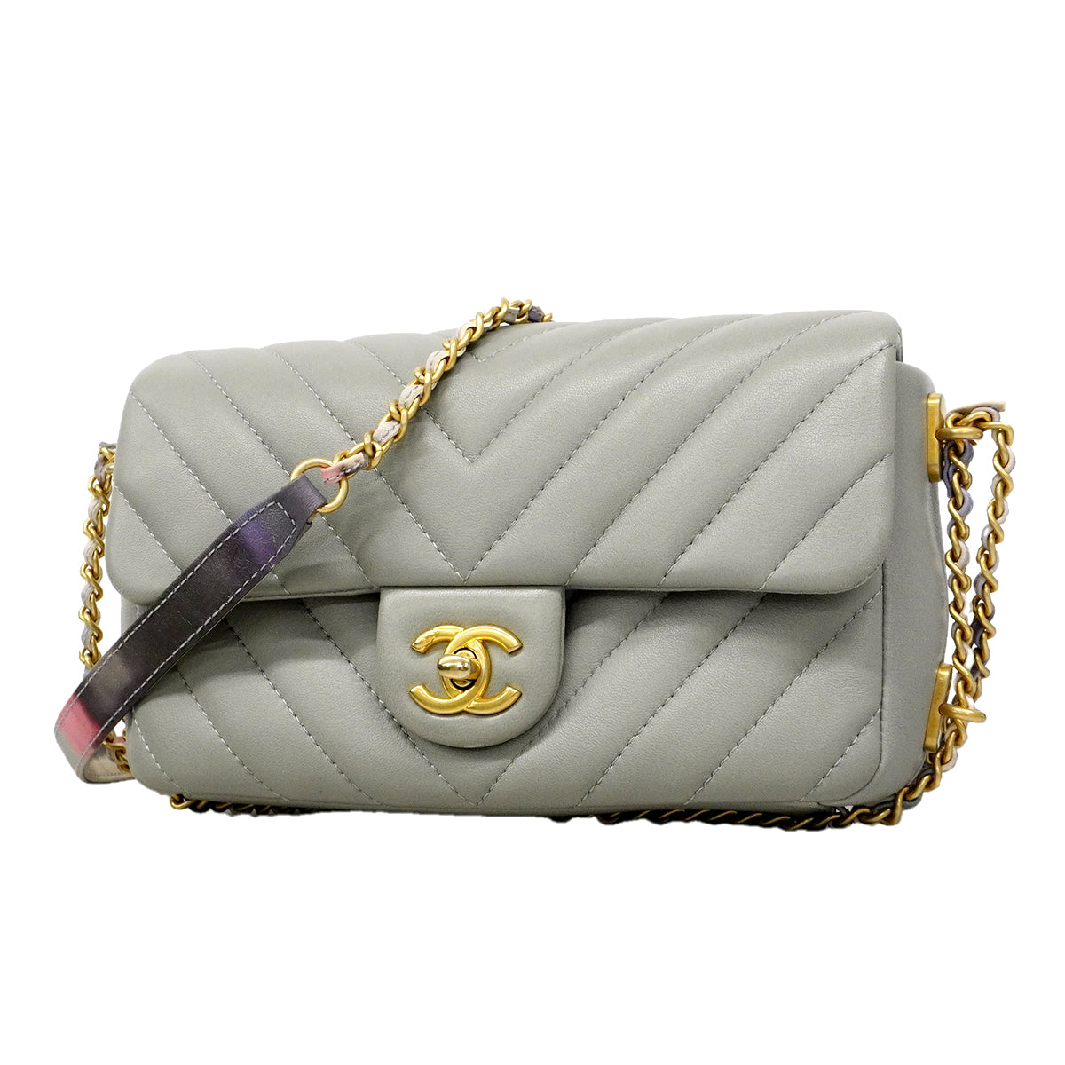 【6fe6515】シャネル ショルダーバッグ チェーンショルダー シェブロン ラムスキン グレー ゴールド金具【中古】レディース