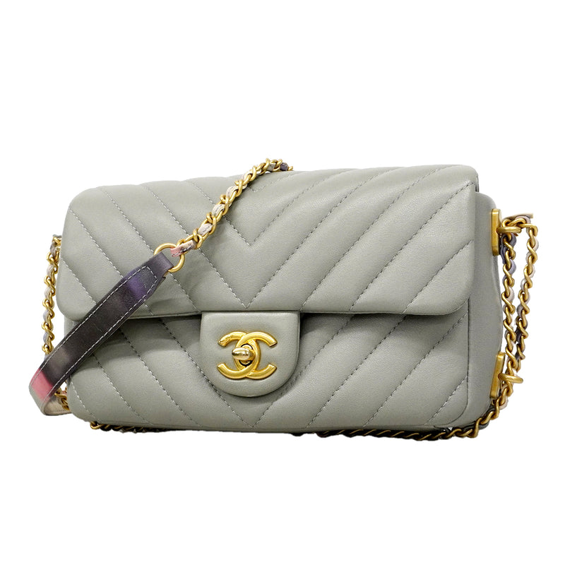 【6fe6515】シャネル ショルダーバッグ チェーンショルダー シェブロン ラムスキン グレー ゴールド金具【中古】レディース