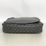 【6fe6543】ルイヴィトン ショルダーバッグ ダミエ・グラフィット ダニエルMM N58029 ブラック グレー【中古】メンズ