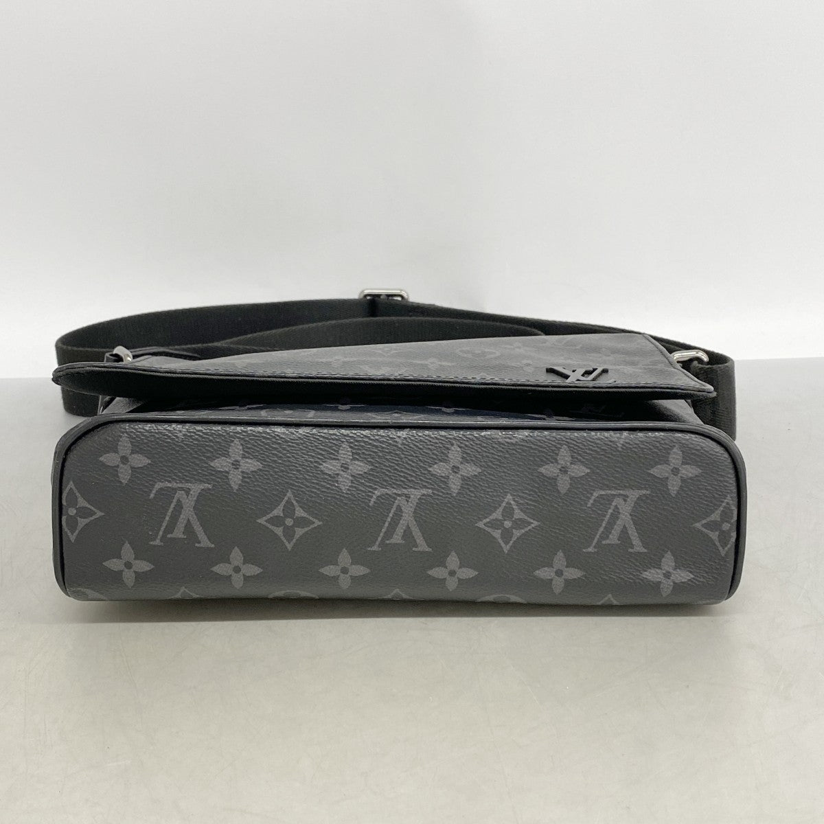 【6fe6544】ルイヴィトン ショルダーバッグ モノグラム・エクリプス ディストリクトPM NV2 M45272 ブラック【中古】メンズ