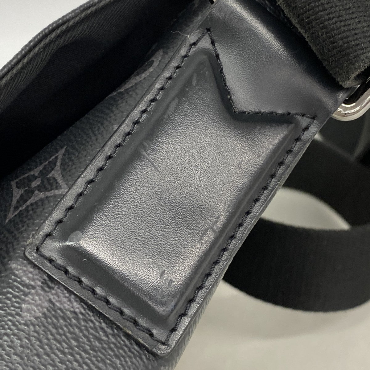 【6fe6544】ルイヴィトン ショルダーバッグ モノグラム・エクリプス ディストリクトPM NV2 M45272 ブラック【中古】メンズ