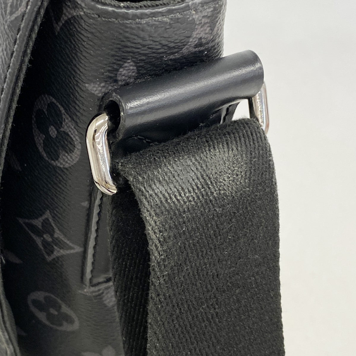 【6fe6544】ルイヴィトン ショルダーバッグ モノグラム・エクリプス ディストリクトPM NV2 M45272 ブラック【中古】メンズ