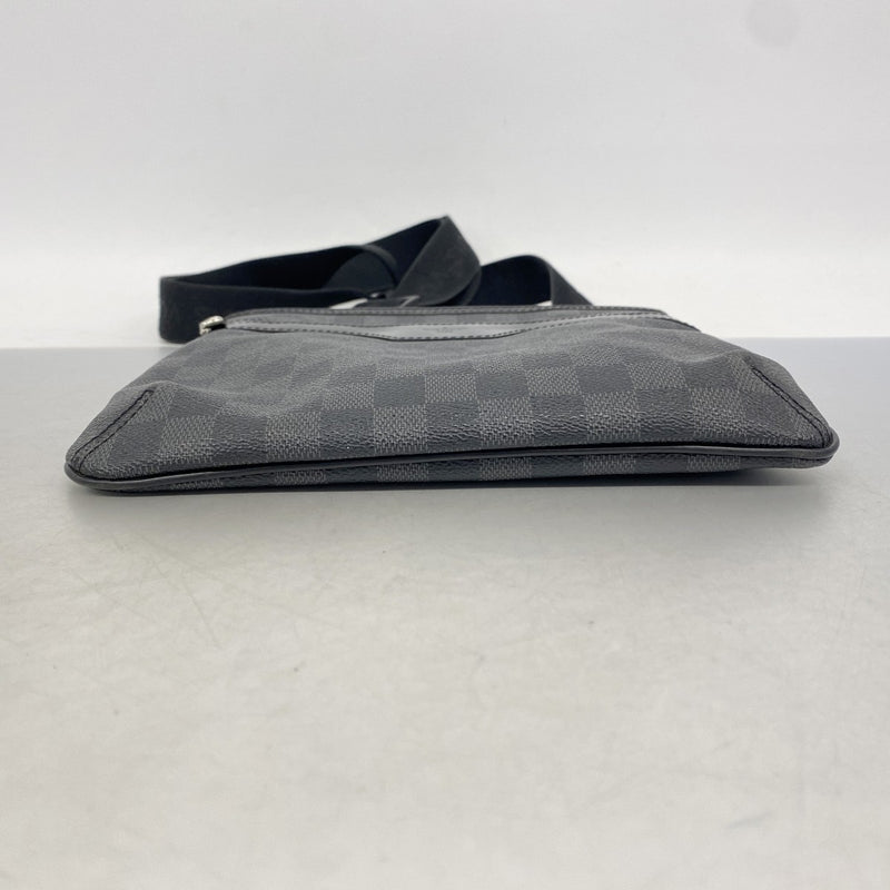 【6fe6570】ルイヴィトン ショルダーバッグ ダミエ・グラフィット トマス N58028 ブラック【中古】メンズ
