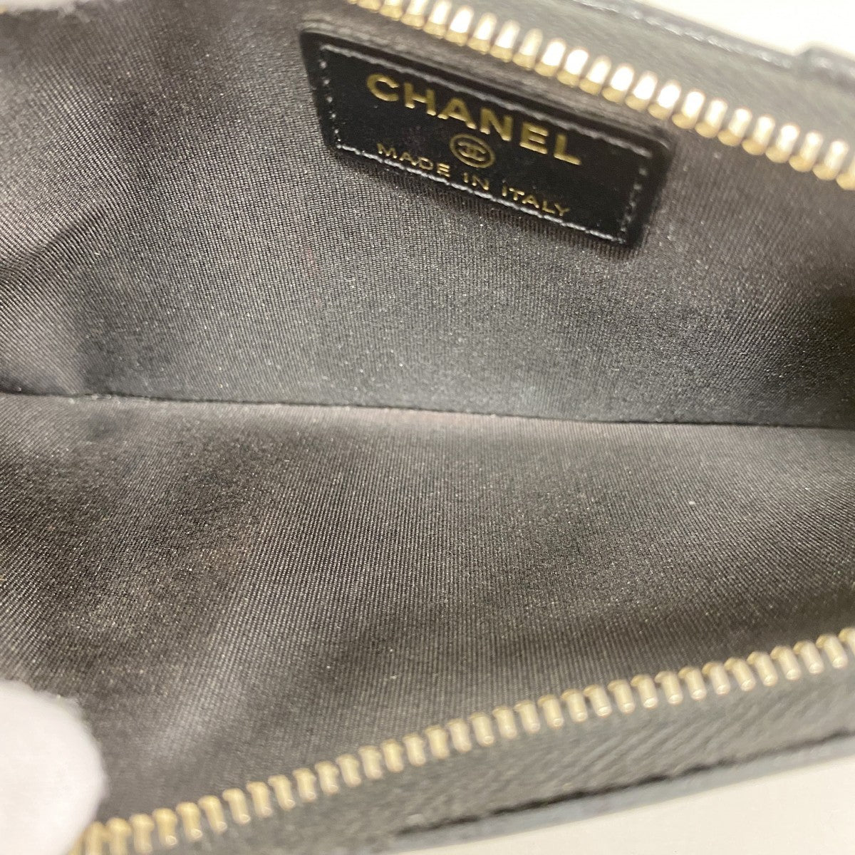 【6fe6798-k】シャネル 長財布 カメリア キャビアスキン ブラック シャンパンゴールド金具【中古】レディース