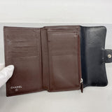 【6fe6810-k】シャネル 三つ折り財布 マトラッセ ラムスキン ブラック シルバー金具【中古】レディース