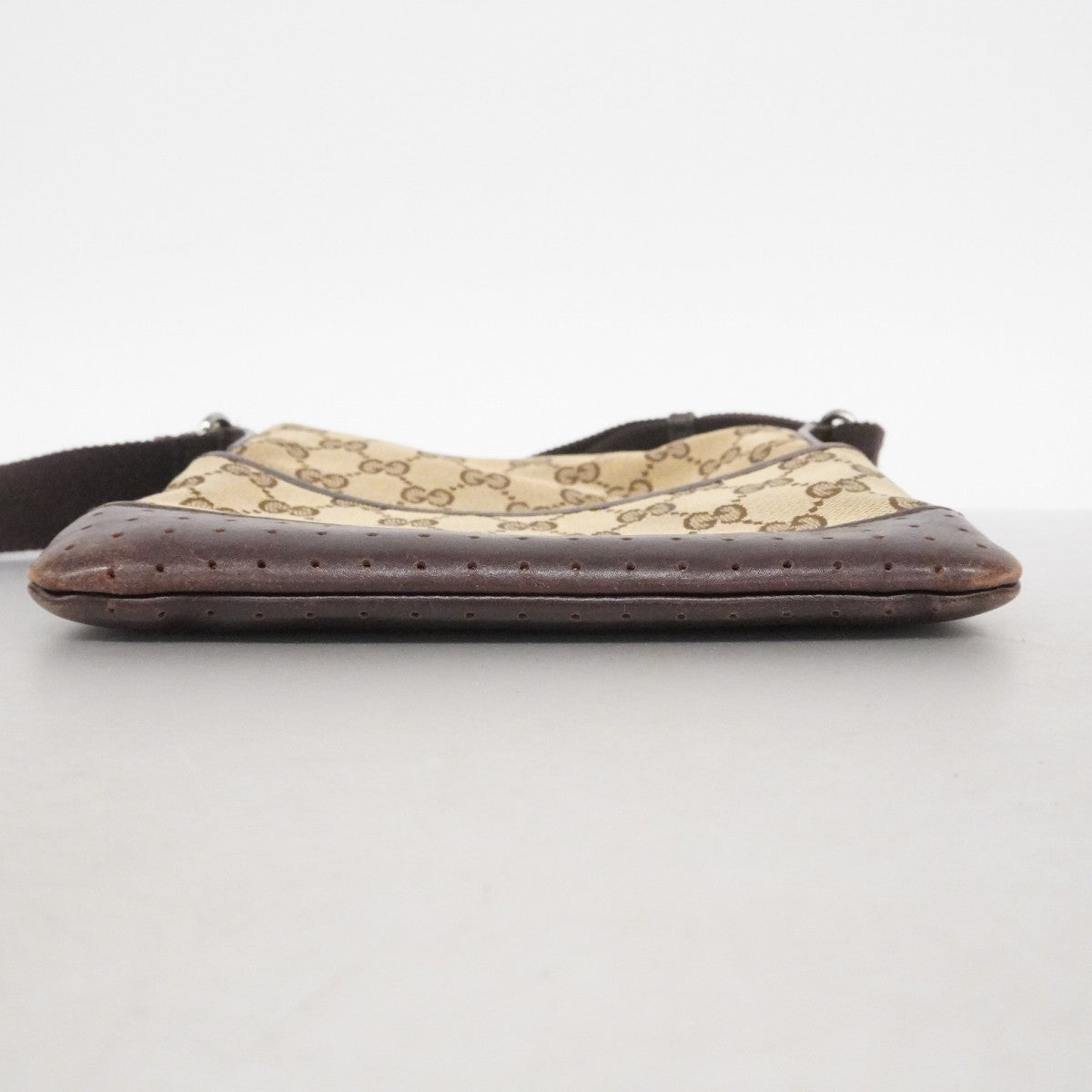 【6fe6888】グッチ ショルダーバッグ GGキャンバス 147671 キャンバス ベージュ ブラウン シルバー金具【中古】レディース