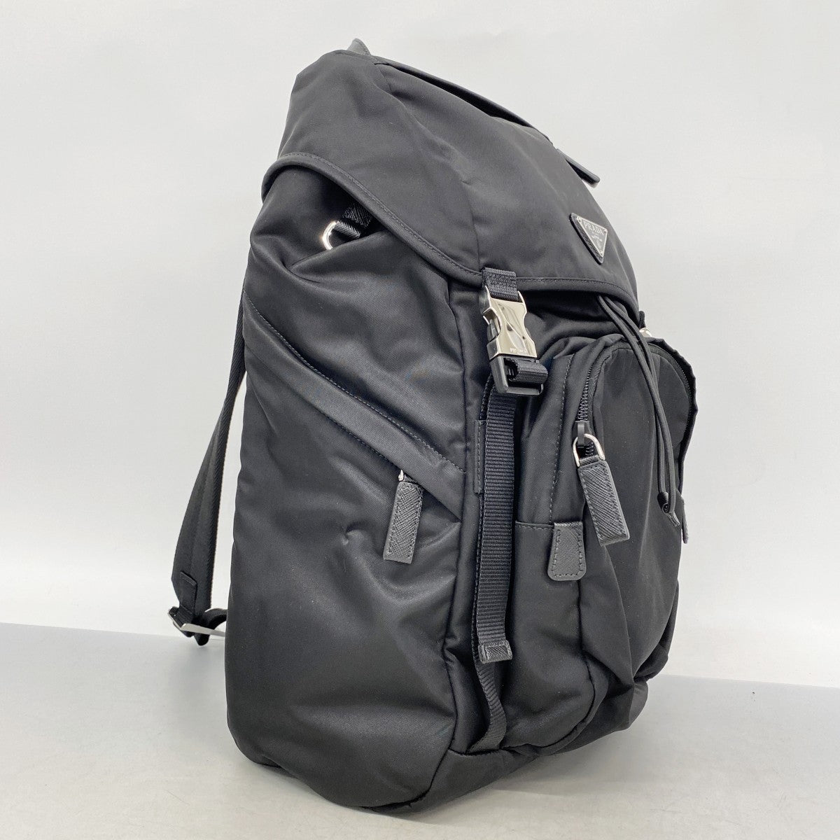 【6fe6925-k】プラダ リュック・デイパック テスート ナイロン ブラック シルバー金具【中古】メンズ