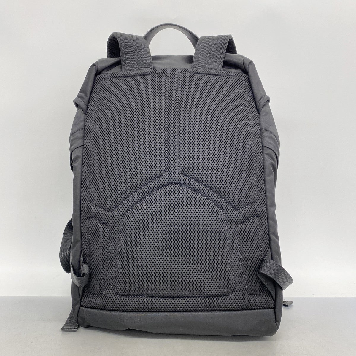 【6fe6925-k】プラダ リュック・デイパック テスート ナイロン ブラック シルバー金具【中古】メンズ