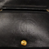 【6ga0009】シャネル ショルダーバッグ マトラッセ チェーンショルダー ラムスキン ブラック ゴールド金具【中古】レディース