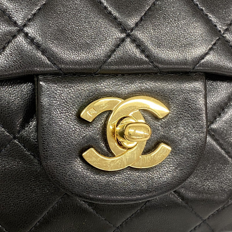 【6ga0027】シャネル ショルダーバッグ マトラッセ Wフラップ Wチェーン ラムスキン ブラック ゴールド金具【中古】レディース