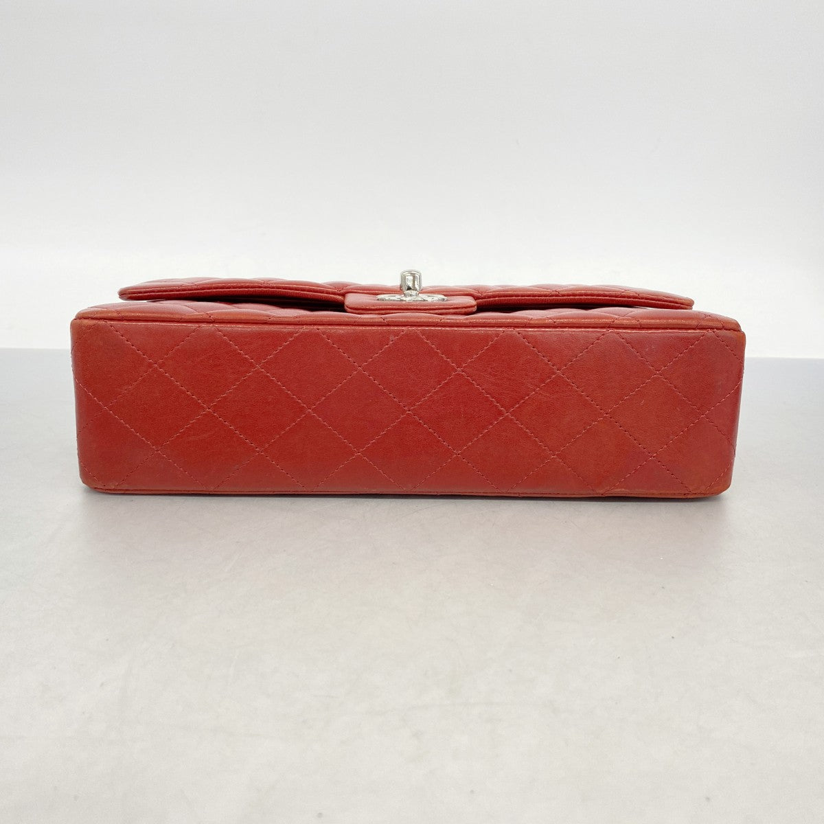 【6ga0043】シャネル ショルダーバッグ マトラッセ Wフラップ Wチェーン ラムスキン レッド シルバー金具【中古】レディース