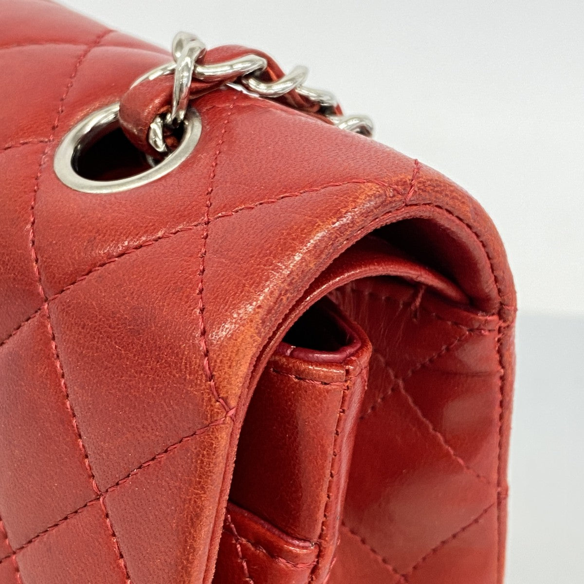【6ga0043】シャネル ショルダーバッグ マトラッセ Wフラップ Wチェーン ラムスキン レッド シルバー金具【中古】レディース