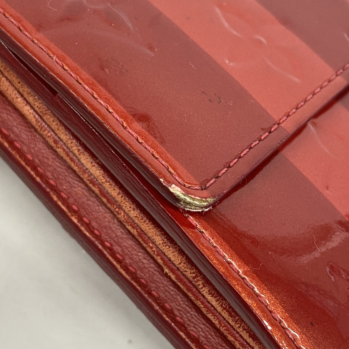 【6ga0055-k】ルイヴィトン 長財布 ヴェルニ レイユール ポルトフォイユ サラ M91716 ポムダムール【中古】レディース
