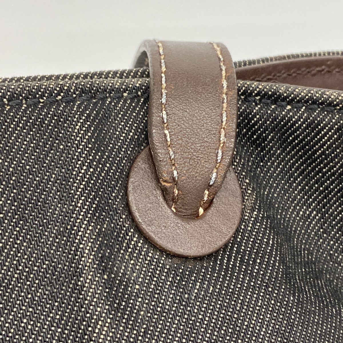 【6ga0058-k】シャネル トートバッグ デニム ブラック ブラウン ゴールド金具【中古】レディース