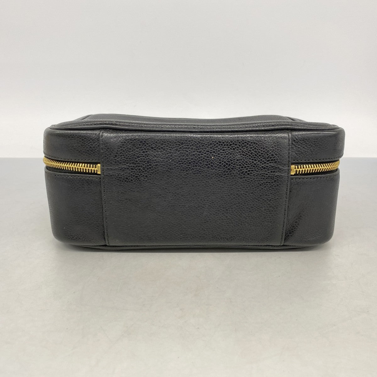 【6ga0059-k】シャネル バニティバッグ キャビアスキン ブラック ゴールド金具 2wayバッグ【中古】レディース