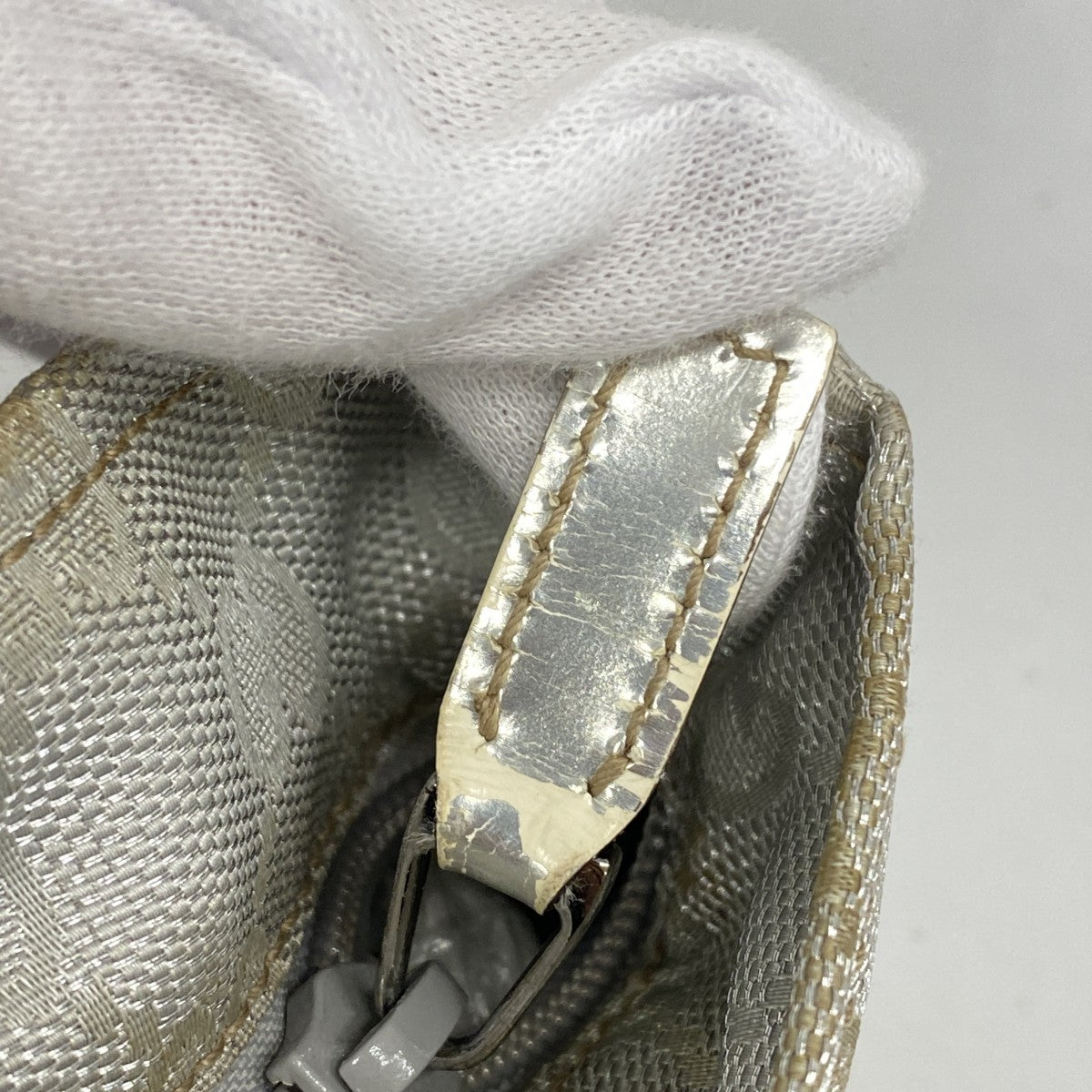【6ga0064-k】グッチ ハンドバッグ GGキャンバス 131223 ナイロンキャンバス シルバー シルバー金具【中古】レディース