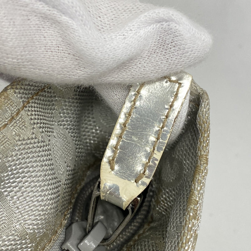 【6ga0064-k】グッチ ハンドバッグ GGキャンバス 131223 ナイロンキャンバス シルバー シルバー金具【中古】レディース