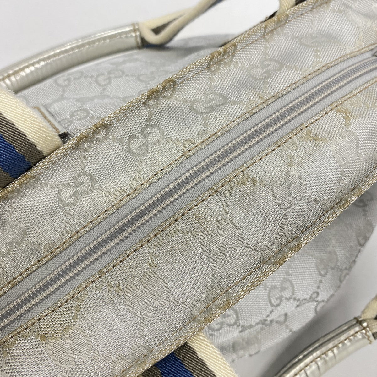 【6ga0064-k】グッチ ハンドバッグ GGキャンバス 131223 ナイロンキャンバス シルバー シルバー金具【中古】レディース