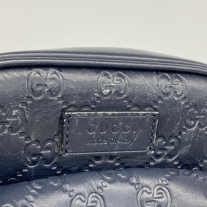 【6ga0065-k】グッチ ボディバッグ グッチシマ 450970 レザー ネイビー シルバー金具【中古】メンズ
