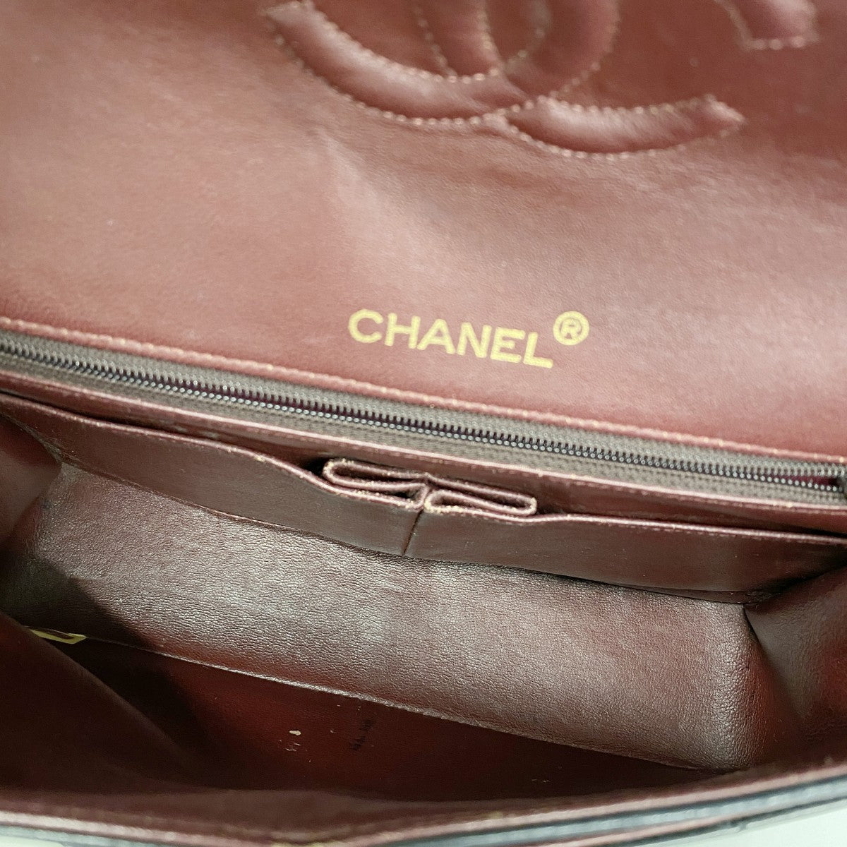 【6ga0118】シャネル ショルダーバッグ マトラッセ Wフラップ Wチェーン ラムスキン ブラック ゴールド金具【中古】レディース
