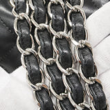 【6ga0142-h】シャネル ショルダーバッグ デカマトラッセ Wフラップ Wチェーン ラムスキン ブラック シルバー金具【中古】レディース
