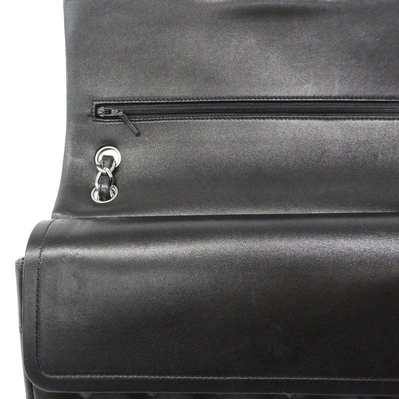 【6ga0142-h】シャネル ショルダーバッグ デカマトラッセ Wフラップ Wチェーン ラムスキン ブラック シルバー金具【中古】レディース
