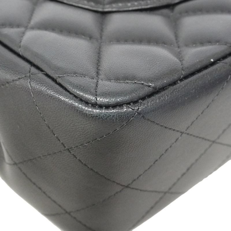 【6ga0142-h】シャネル ショルダーバッグ デカマトラッセ Wフラップ Wチェーン ラムスキン ブラック シルバー金具【中古】レディース